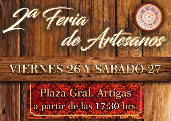 26.05.2017 Entre hoy y mañana se desarrolla la 2ª Feria de Artesanos en Plaza Gral. Artigas