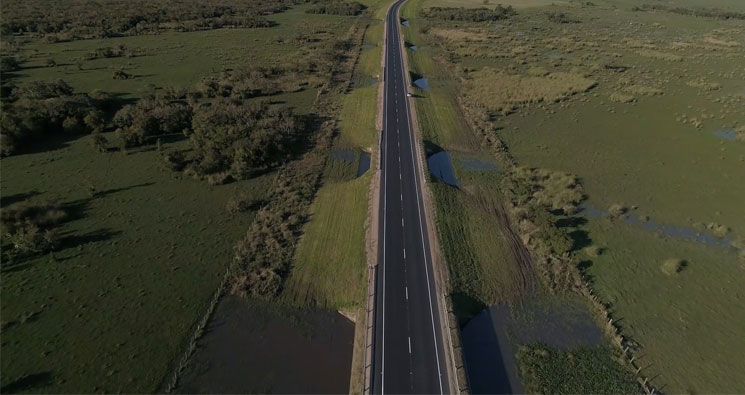 21.10.2019 Se puso en condiciones corredor internacional integrado por rutas 8 y 18